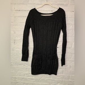 Small forever 21 dark grey long sleeve sweater dress